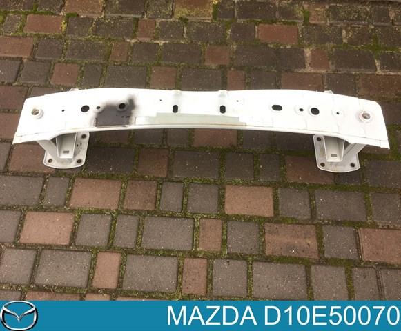 D10E50070 Mazda Балка бампера переднього