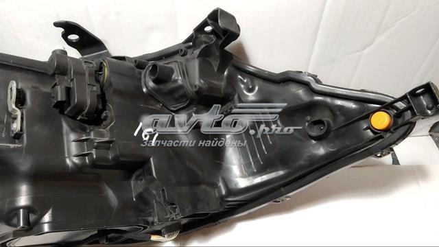 Купити 8115002E21 Toyota Основна фара в зборі ліва