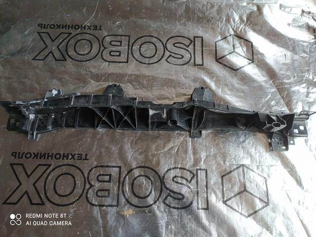 Рамка радіатора верхня Fiat/Alfa/Lancia 52087119 ціна, від 196.85 USD