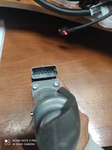 430105F0 Tesla 