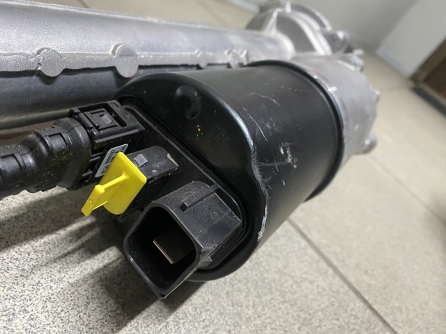 32105B38FB4 BMW 