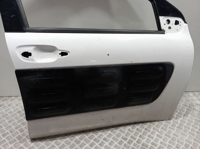 Двері праві передні 9801012880 Peugeot/Citroen