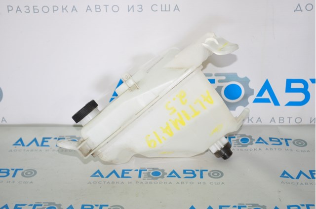 Бачок системи охолодження 217106CA0A Nissan/Infiniti