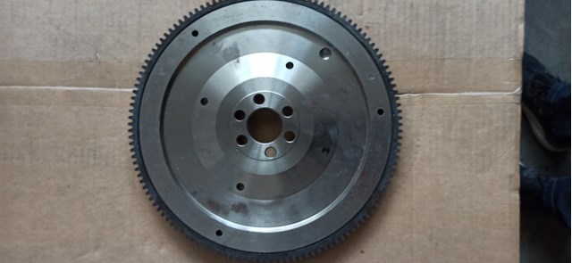 Купити Маховик ВАЗ 2104  