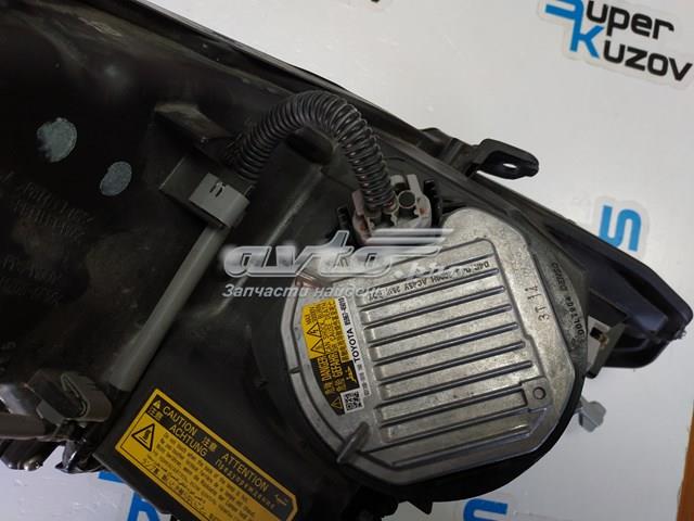 Права блок фара Toyota 8114553720 ціна, від 190.04 USD