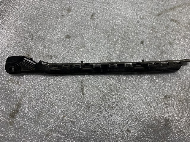  Mercedes A2128850142 ціна, від 3.37 USD