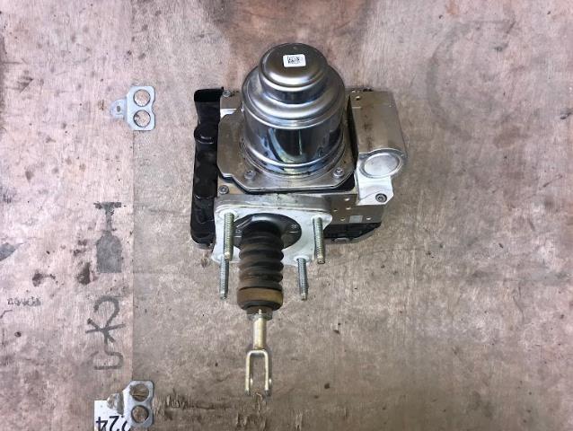 LX6C2D335MC Ford 