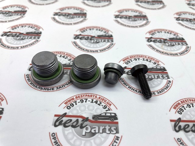 Купити LR185233 Land Rover 