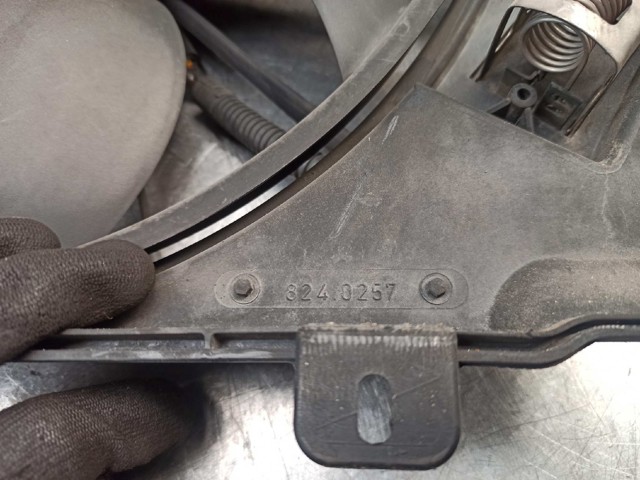  Renault (RVI) 8240257