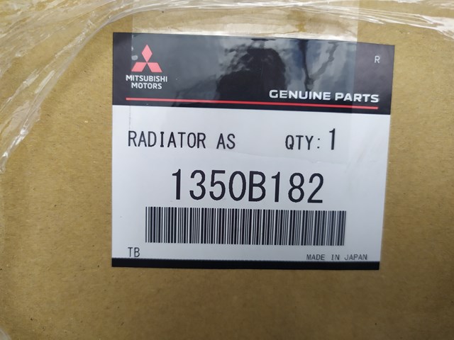 Купити 1350B182 Mitsubishi Радіатор двигуна
