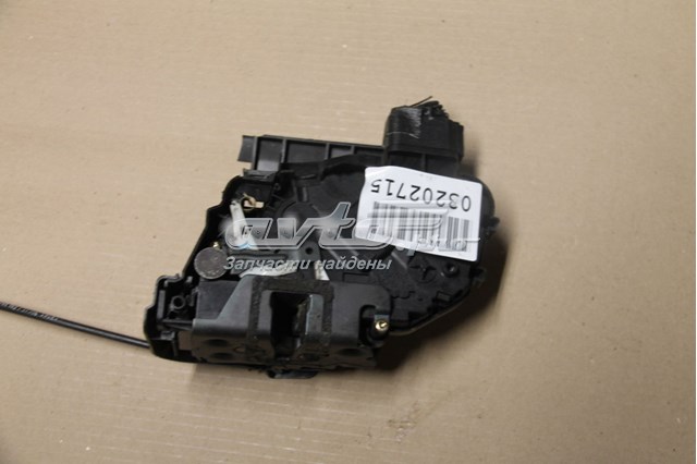  3M5AR21813CK Ford