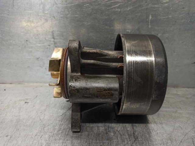 Купити 4R8Q8509AC Land Rover Шків помпи