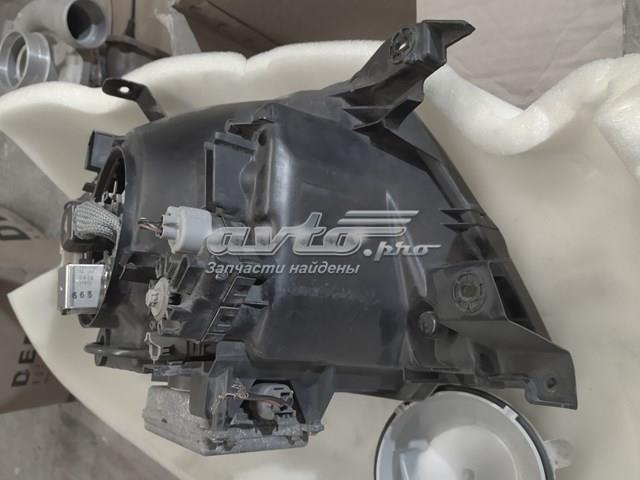 Фара передня права Mitsubishi 10087420