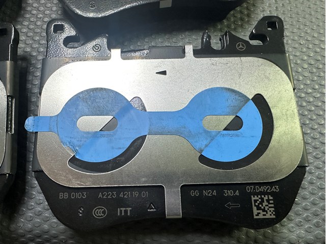 Гальмівні колодки Mercedes A0004200804 ціна, від 134.09 USD