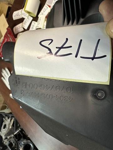  Tesla 107974799B