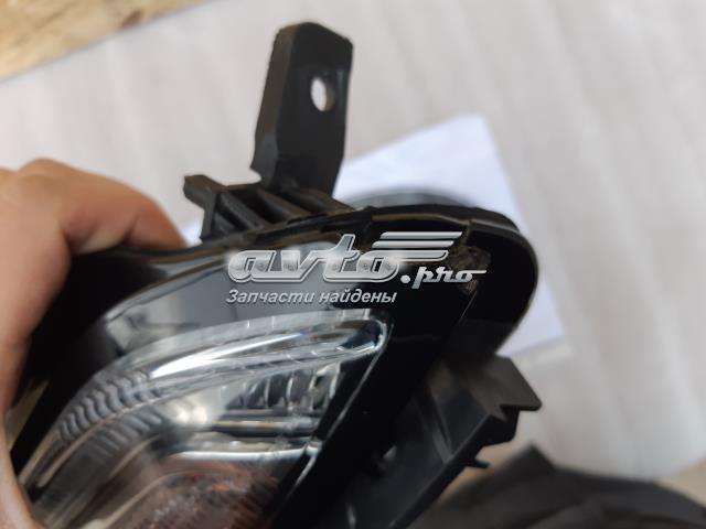 Фара передня права Chrysler 68157102AP