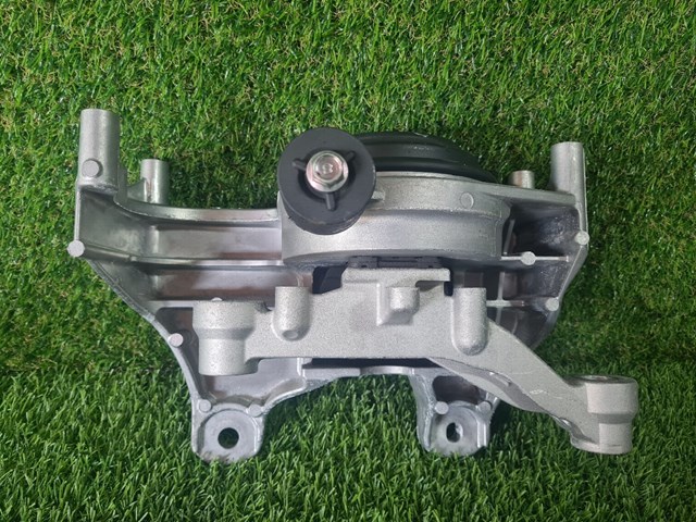 Подушка двигуна передня 112206RC0E Nissan/Infiniti