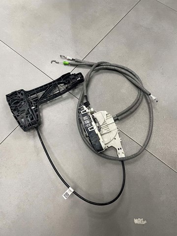 Купити A9107407500 Mercedes Замок задньої правої двостулкової двері