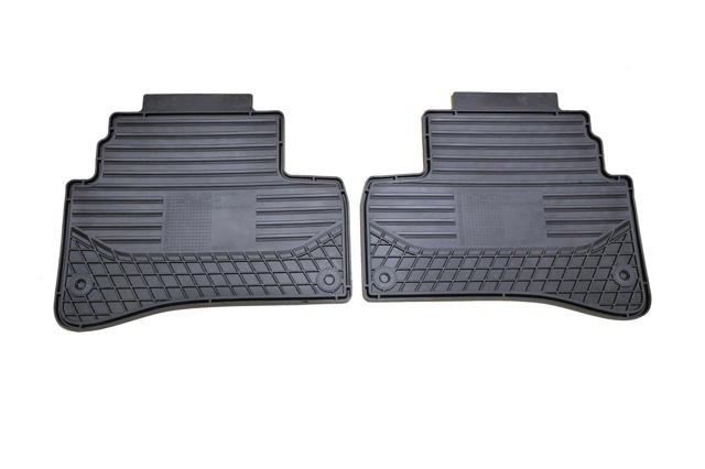 Купити A22268050489G33 Mercedes Комплект килимів