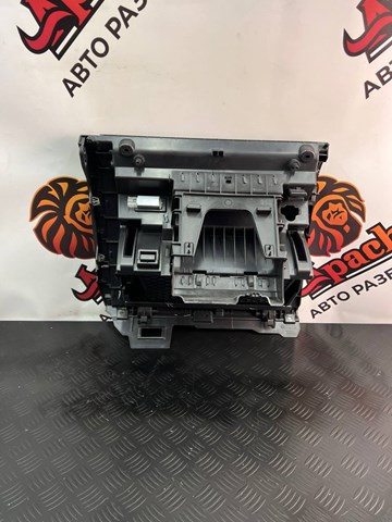 5NN857114A82V VAG Ящик для предметів догляду