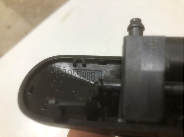 Сопло омивача лобового скла VAG 5G0955986 ціна, від 5.69 USD