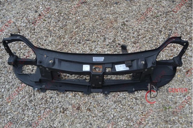 Кронштейн кріплення радіатора Renault (RVI) 8200143340