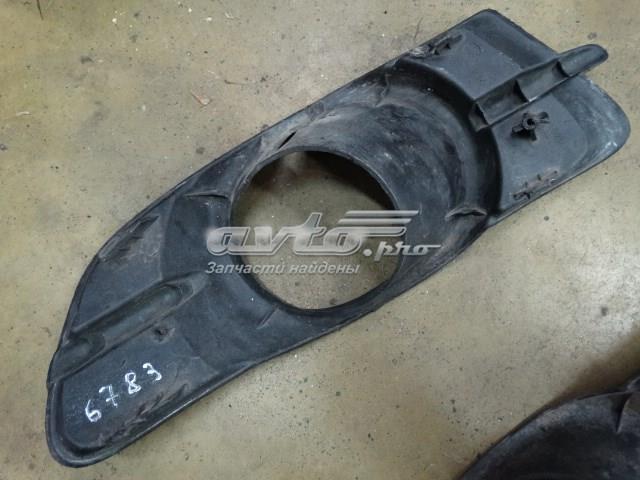 Заглушка під протитуманні фари, ліва Mitsubishi 8321A171 ціна, від 19.00 USD