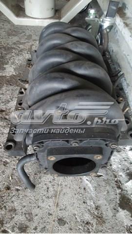 Впускний колектор 11611435361 BMW