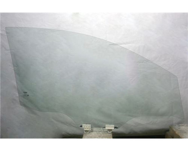 GS5056D301 XYG Скло водійських дверей
