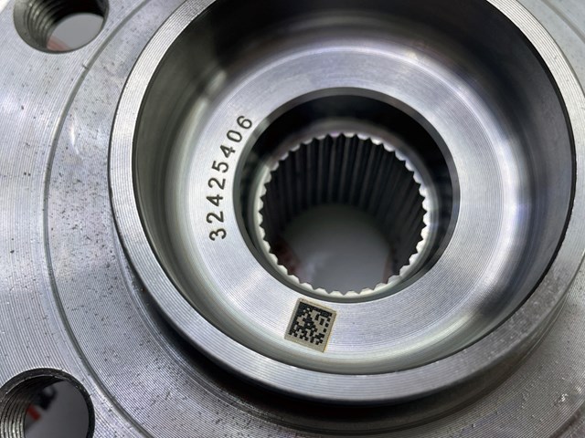  Volvo 32425477 ціна, від 386.08 USD