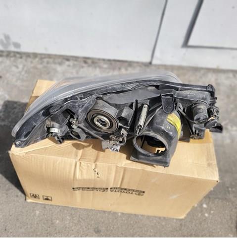 Фари Toyota 8118560M00 ціна, від 270.75 USD