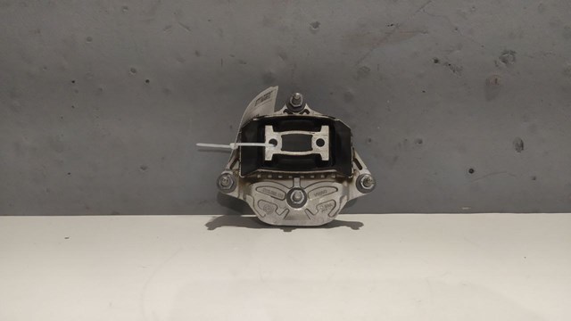 8W0399158 VAG 