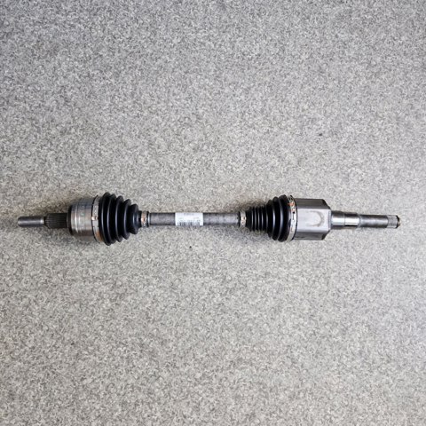LX6Z3B437B Ford Привід лівий