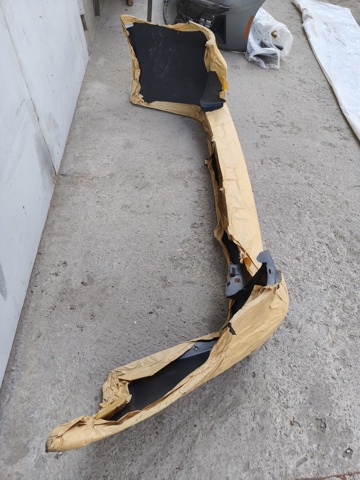 Кожух бампера заднього Signeda PTY04619AK ціна, від 215.42 USD