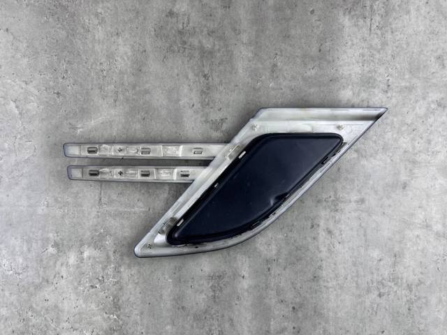 Купити LR044151 Land Rover 