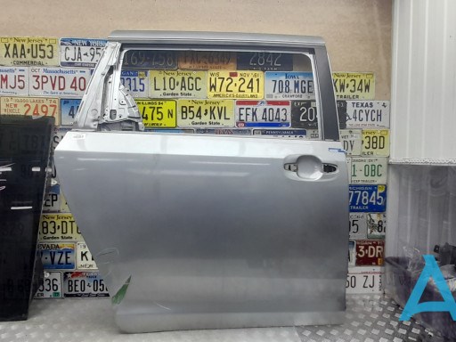 Купити 6700308130 Toyota Двері задні, праві