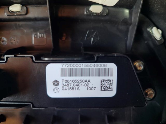 Купити 68165250AA Chrysler Кнопка включення аварійного сигналу
