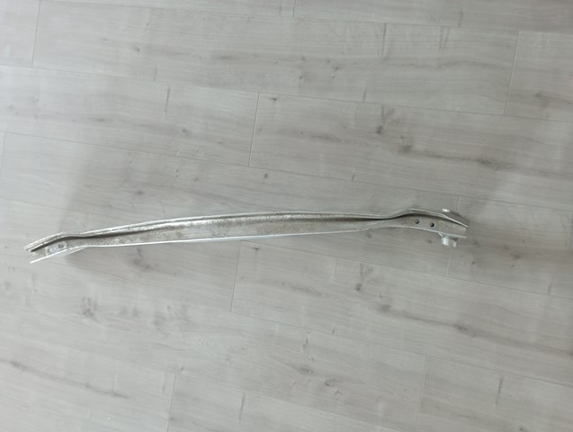 Шина бампера переднього VAG 8R0807113D ціна, від 109.02 USD