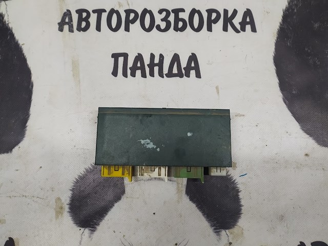 Купити 61358355817 BMW 