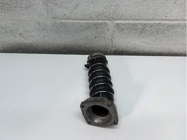 Патрубок дросельний General Motors 98108468
