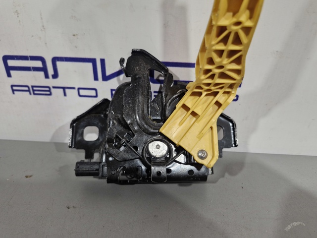 Купити 656016RA0A Nissan/Infiniti Замок капота
