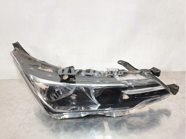 Фара права 8111002L50 Toyota