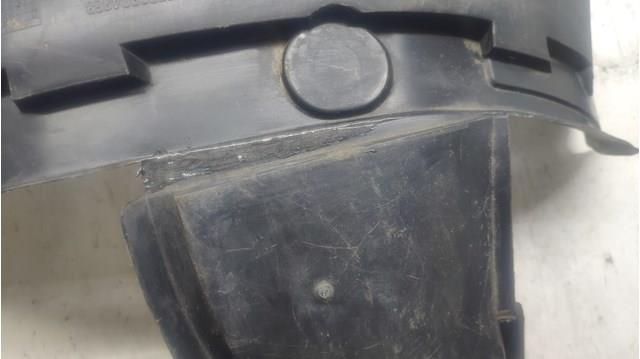 Бризковики передній, правий Renault (RVI) 7700304868 ціна, від 10.13 USD