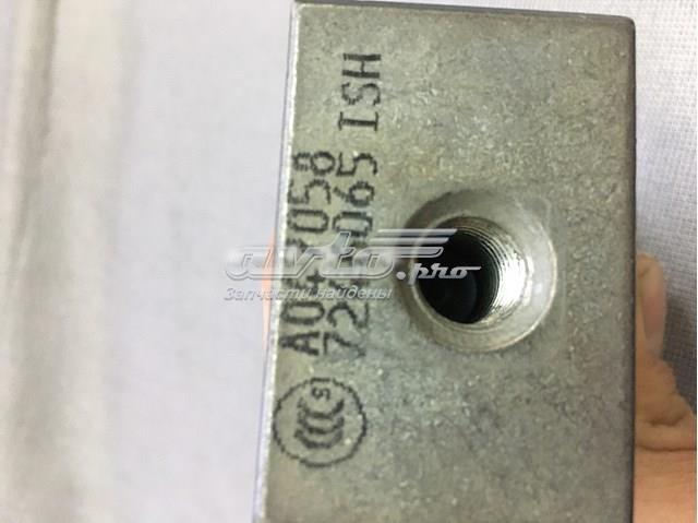 7246065 BMW 