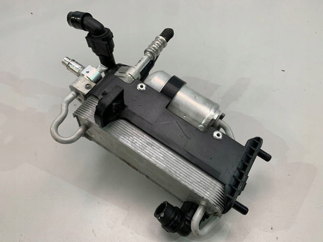 9309007 BMW Конденсатор