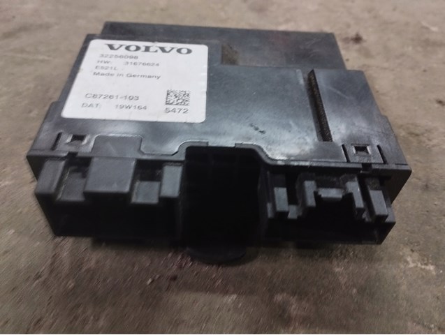  Volvo 32256098