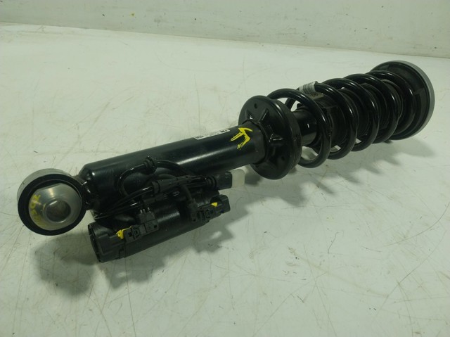 37106878104 BMW 