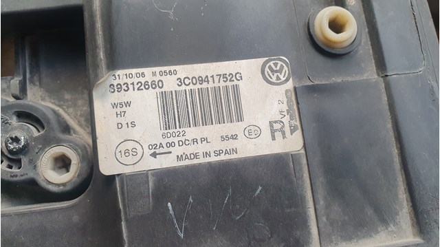 Фара передня права VAG 3C0941752G