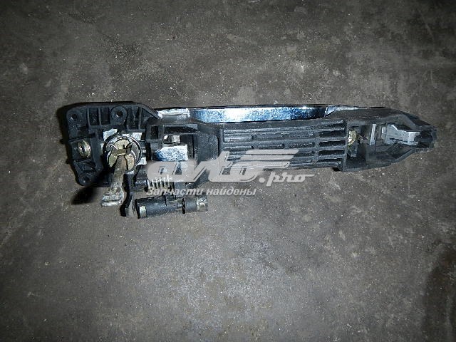 101800504001 Geely Ручка передніх дверей зовнішня, права