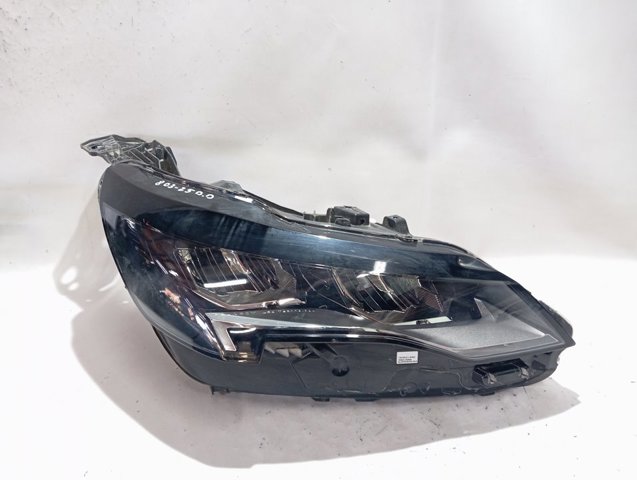 Фара права 1675889480 Peugeot/Citroen